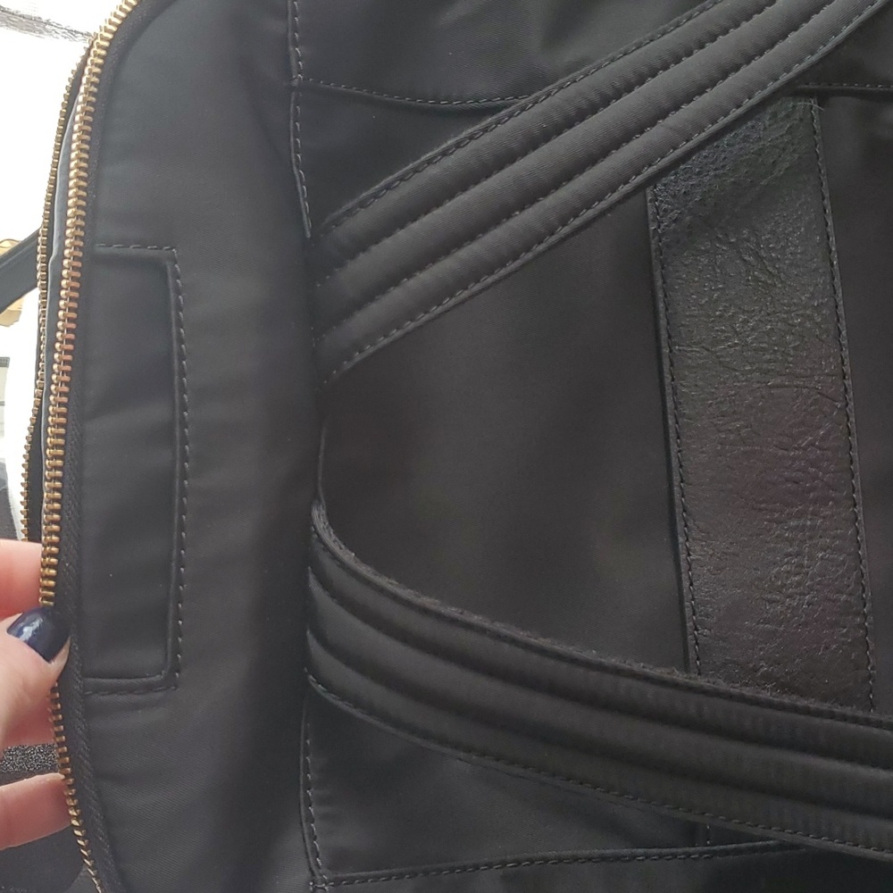 FOSSIL BACKPACK - Picture 10 of 11